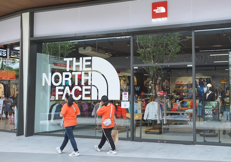 The North Face Japan Embraces Renewable Nylon to Reduce Fossil Resource Dependence